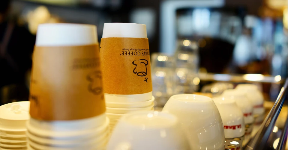 ダグズ・コーヒー＆マート