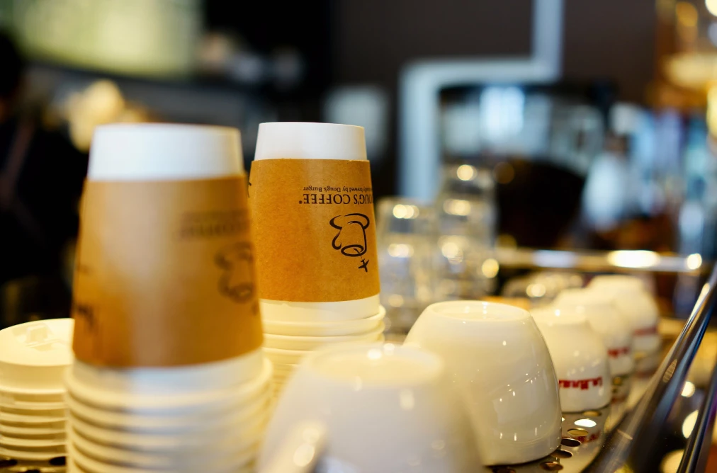 ダグズ・コーヒー＆マート